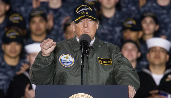 trump_fuerzasarmadas