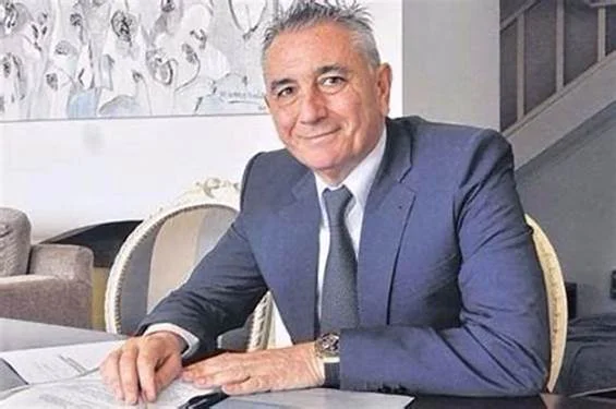Gustavo-Elias