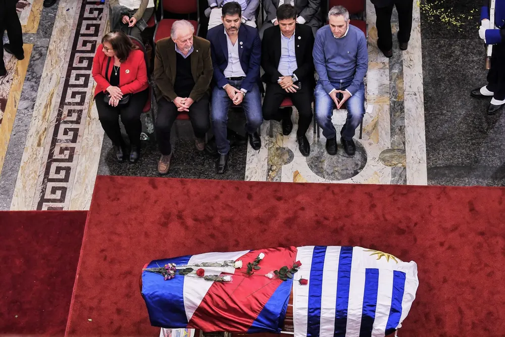 174273-022-2048x1365