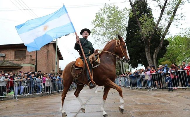 Aniversario-Glew-2021-desfile-tradicionalista-1-1