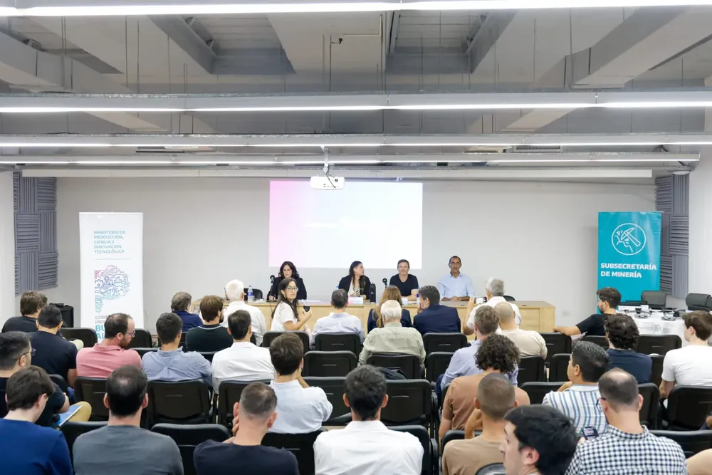 Lanzamiento-mineria-5-1536x1025