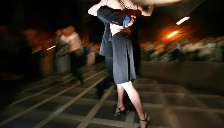 324882502875d194840f5c8d550ab3d435379345