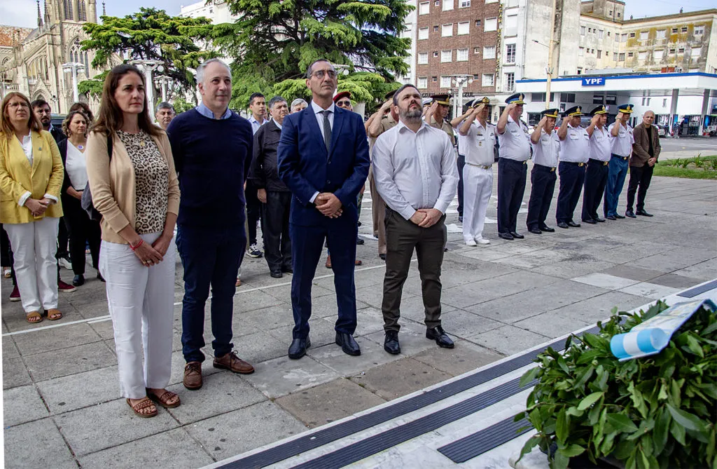 2024-12-16-homenaje-a-Pedro-Burgos-04foto-Lucas-Tedesco-1024x669