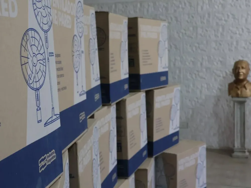 Entrega de ventiladores a instituciones educativas 3