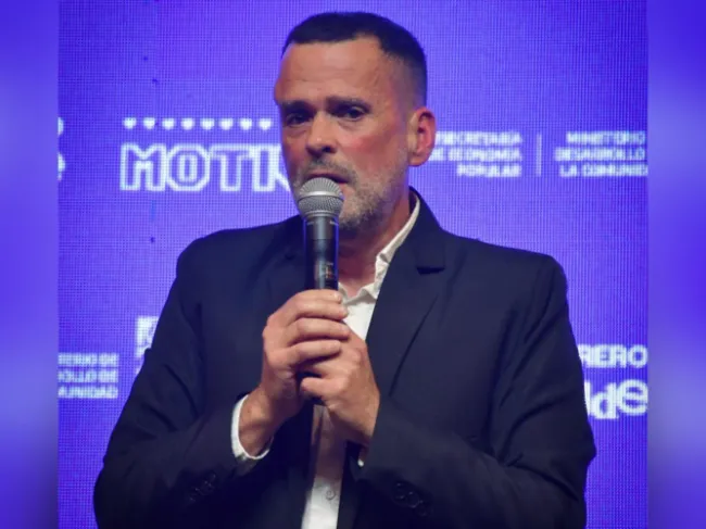 WhatsApp Image 2025-10-17 at 09.44.43