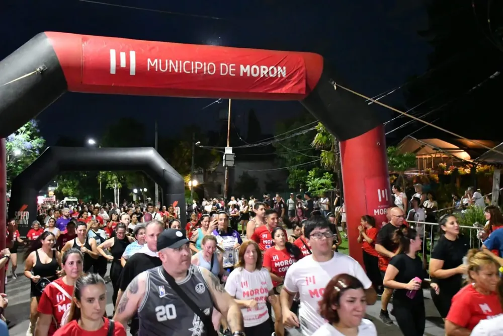 Moron-Corre-de-noche-3-1536x1024