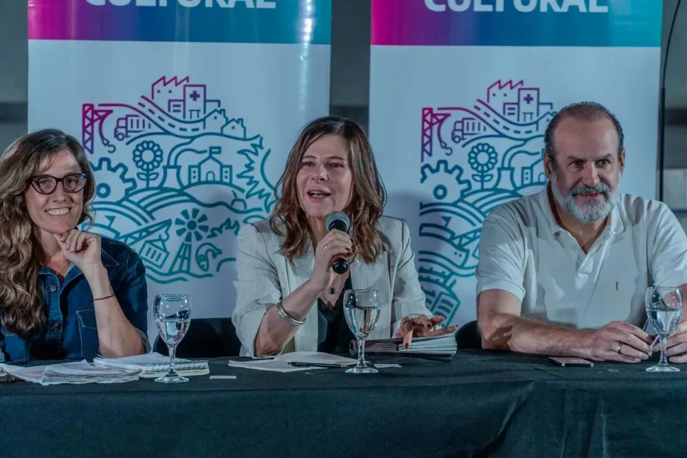 se-desarrollo-el-3deg-foro-hacia