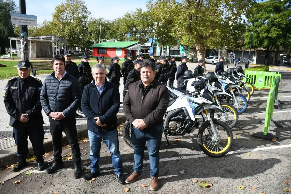 La-contribucion-de-patrulleros-motos-y-efectivos-policiales-por-parte-de-la-Provincia-es-fundamental-para-seguir-enfrentando-el-delito-remarco-el-intendente-Guillermo-Britos-1536x1024