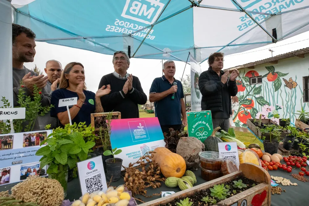 Carlos Balor presentó el Programa Provincial Huertas Urbanas 2026 en Berazategui 1