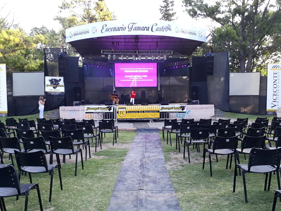 82027490_2479464582266184_2342689868653527040_n