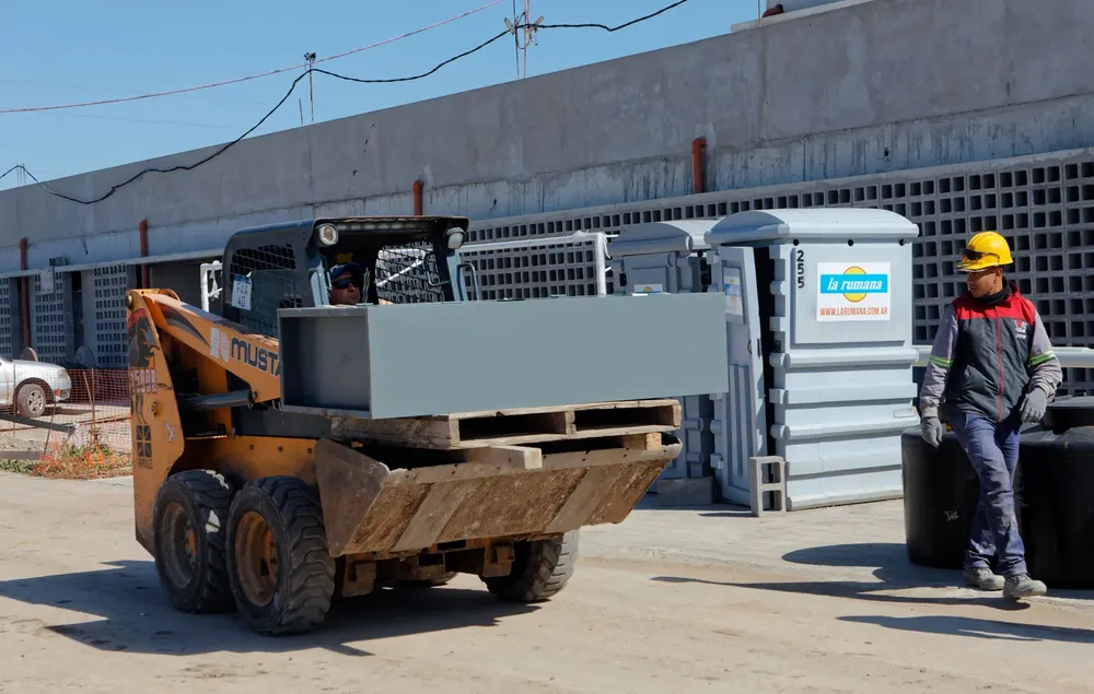 Continúa la construcción del Polo Educativo Integral de El Pato (5)