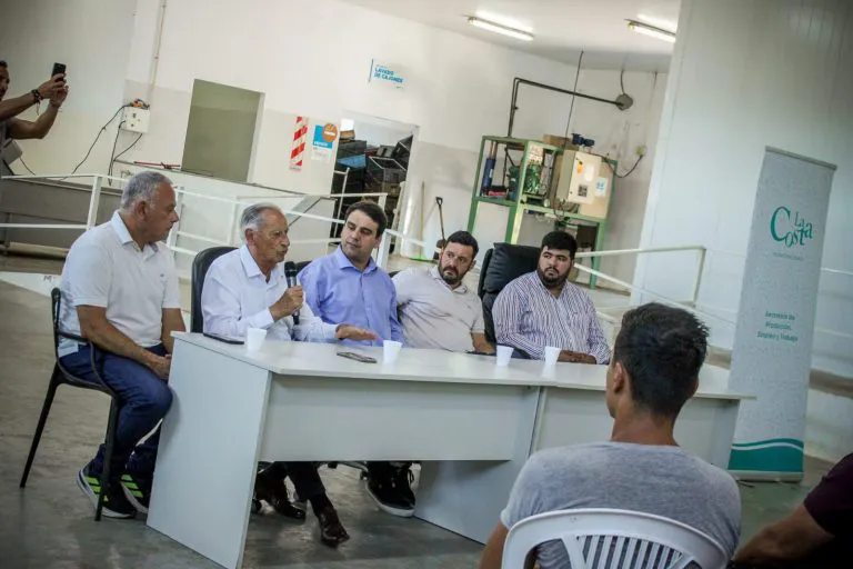 Imagen-de-WhatsApp-2025-12-09-a-las-15.25.05_8ab8e01b-768x512