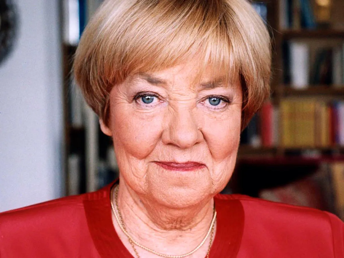 1.2 Maria-Elena-Walsh