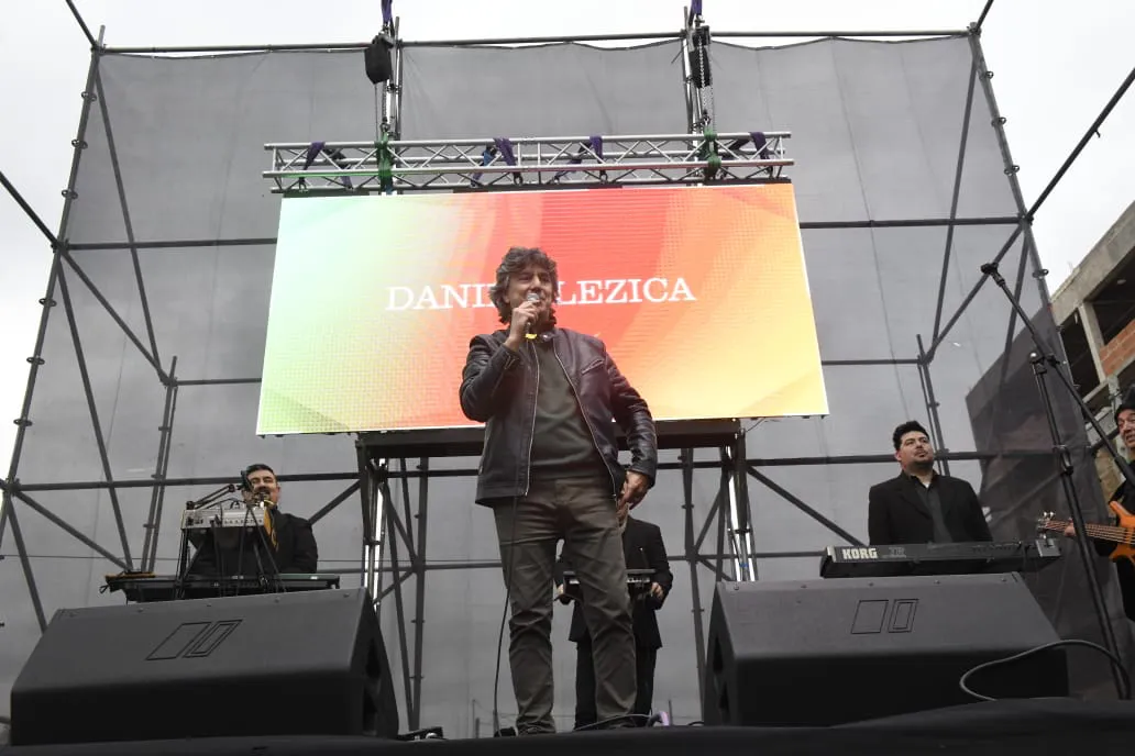 8edcd4ea-9a60-4da4-9183-dbbd45c70b98