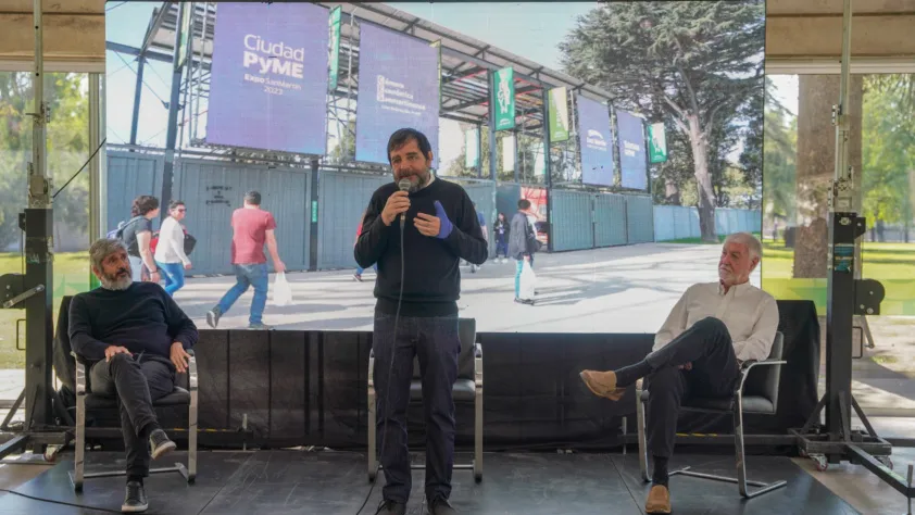 Fernando-Moreira-presento-la-segunda-edicion-de-la-Expo-Ciudad-PyME-842x474