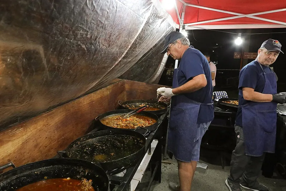 434338682_818270793663327_5483382287270772539_n