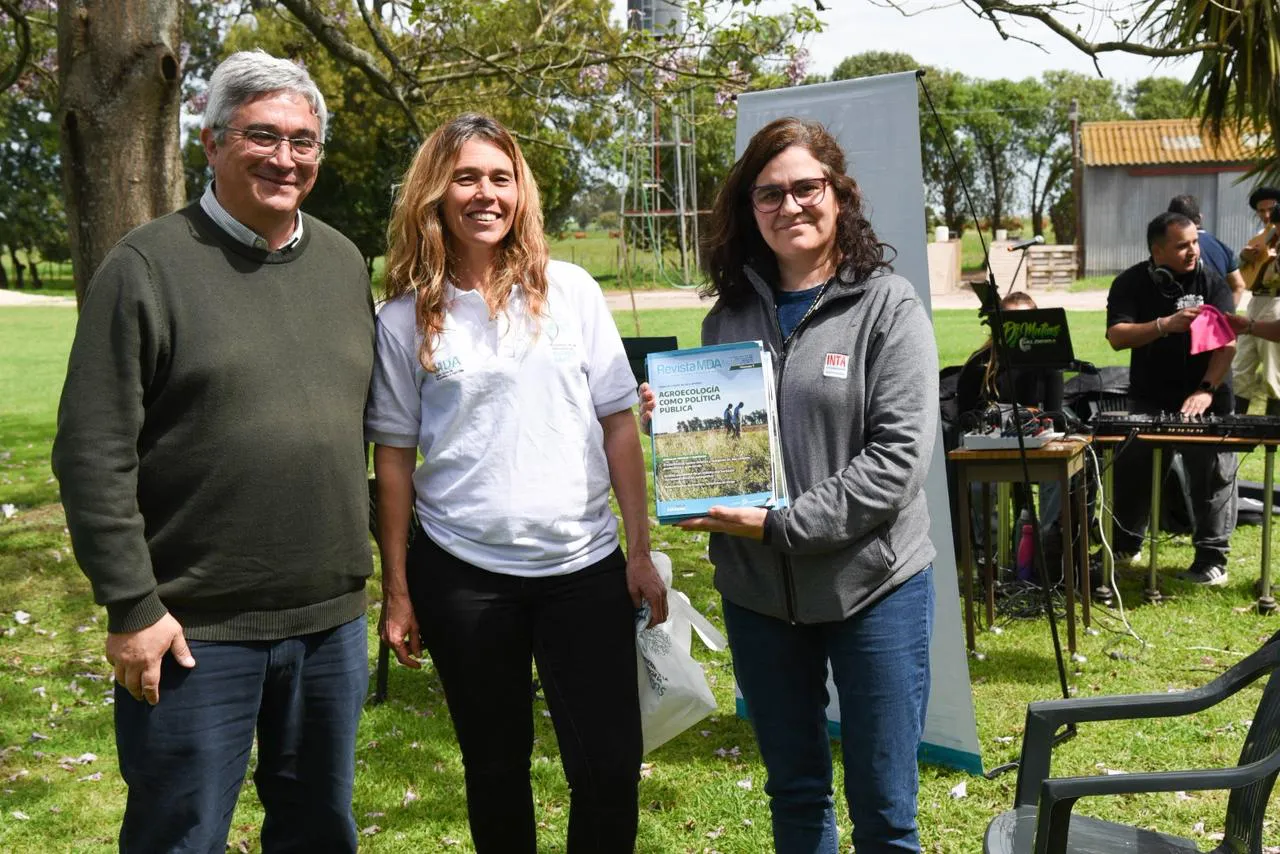 WhatsApp Image 2025-10-07 at 19.40.52 (2)