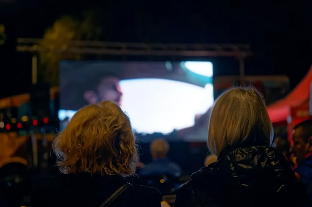 Berazategui celebra una nueva edición del Festival Nacional “Cine Bajo la Luna” 1