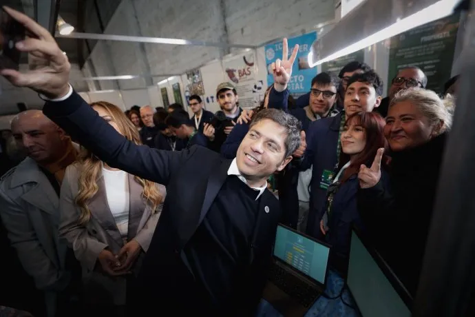 axel-kicillof-merlo-cierre-campana-bonaerense-2025 (1)