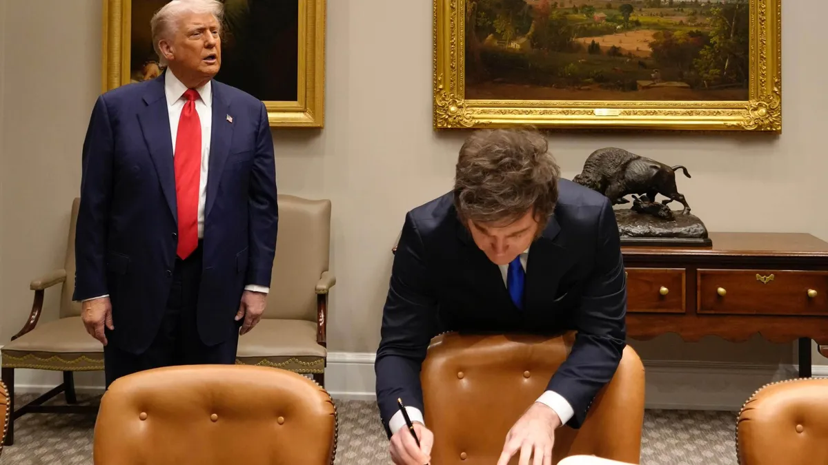 milei-y-trump-libro-honor