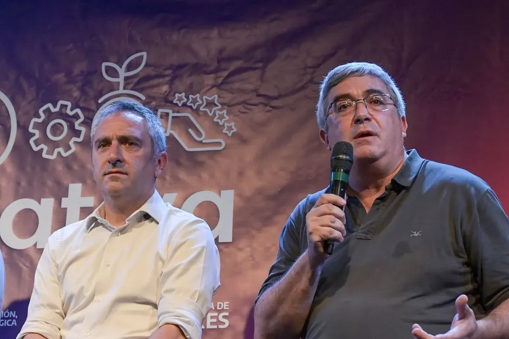 WhatsApp Image 2025-12-12 at 14.57.20 (1)