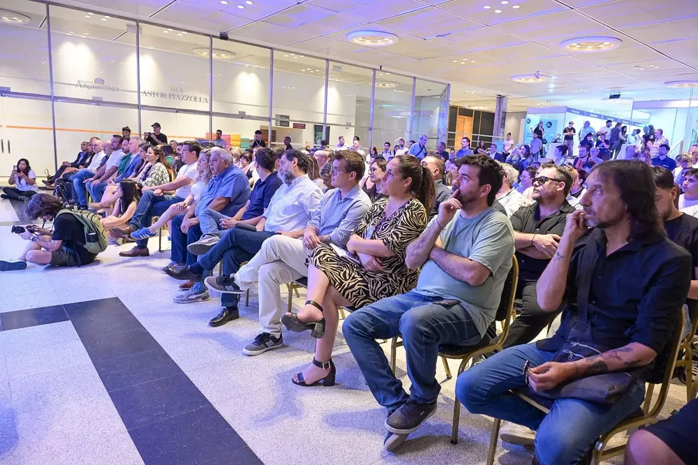 WhatsApp Image 2025-12-12 at 14.57.11