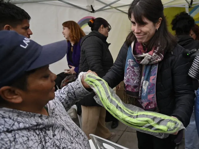 88333e8b-fa32-475a-955d-0a4f44de085e