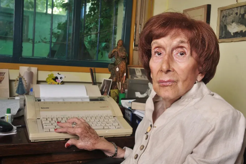 se-presenta-la-muestra-aurora-ve