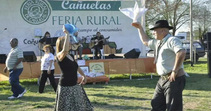 regresalaferiaruraldecanuelas23646