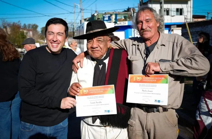 6890af212b6d8_715_472