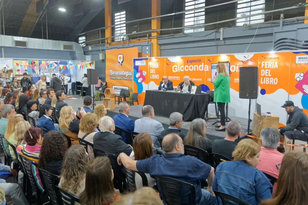 Berazategui se prepara para la 18° Feria del Libro Municipal 1