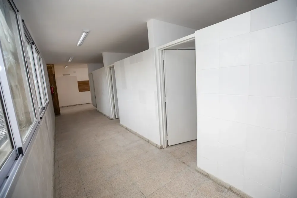 Carlos Balor recorrió la ampliación del Centro de Salud N° 17 (4)