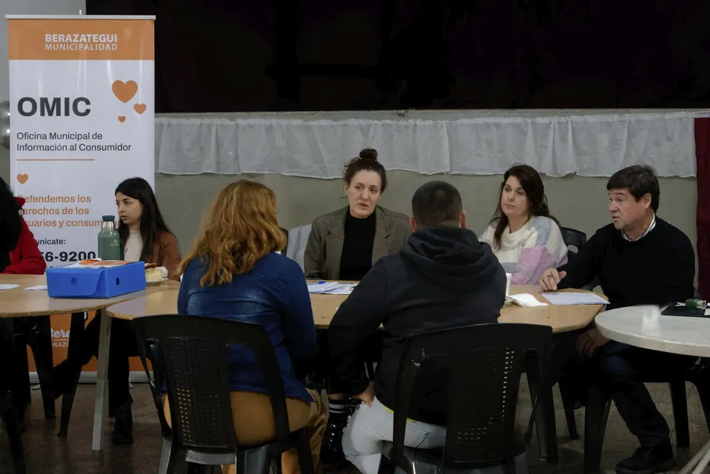 Nueva jornada de asesoramiento legal gratuito en el Centro Cívico Municipal Villa España - Plátanos Círculo Italiano (3)