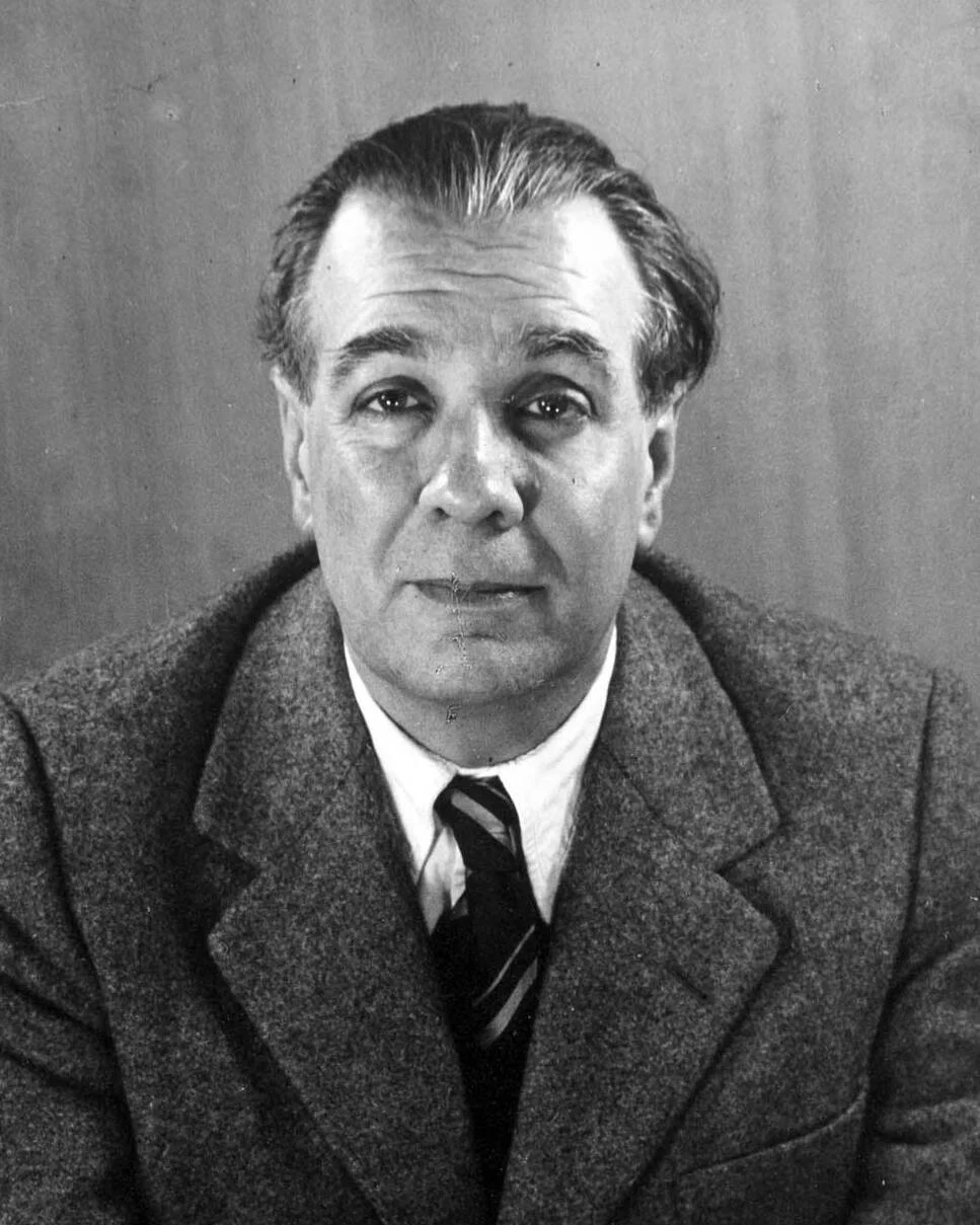 24.8 Jorge_Luis_Borges_1951,_by_Grete_Stern_(cropped)