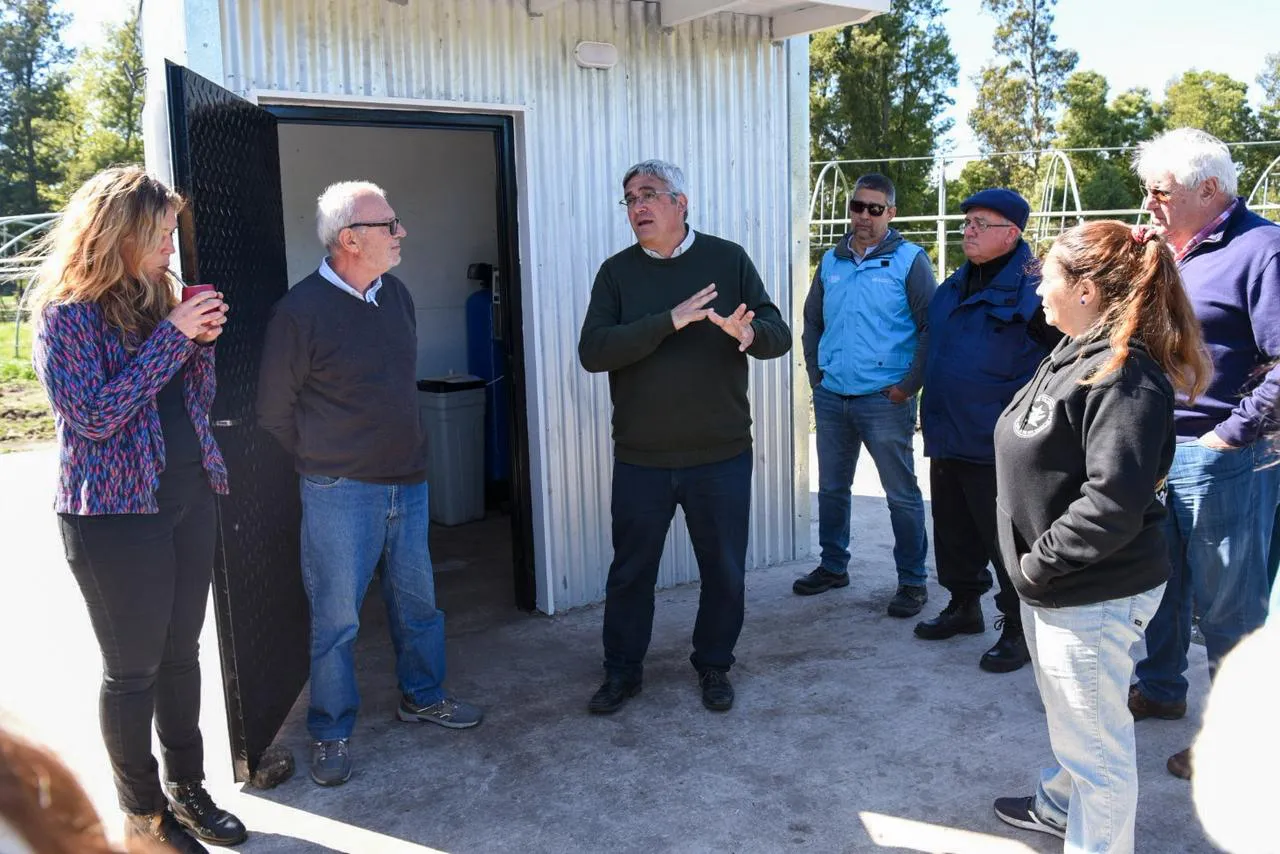 WhatsApp Image 2025-10-07 at 19.40.53 (2)