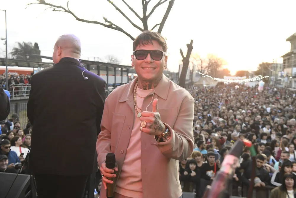 61dd2a41-c1b3-4e62-994d-c292109fac4f-scaled