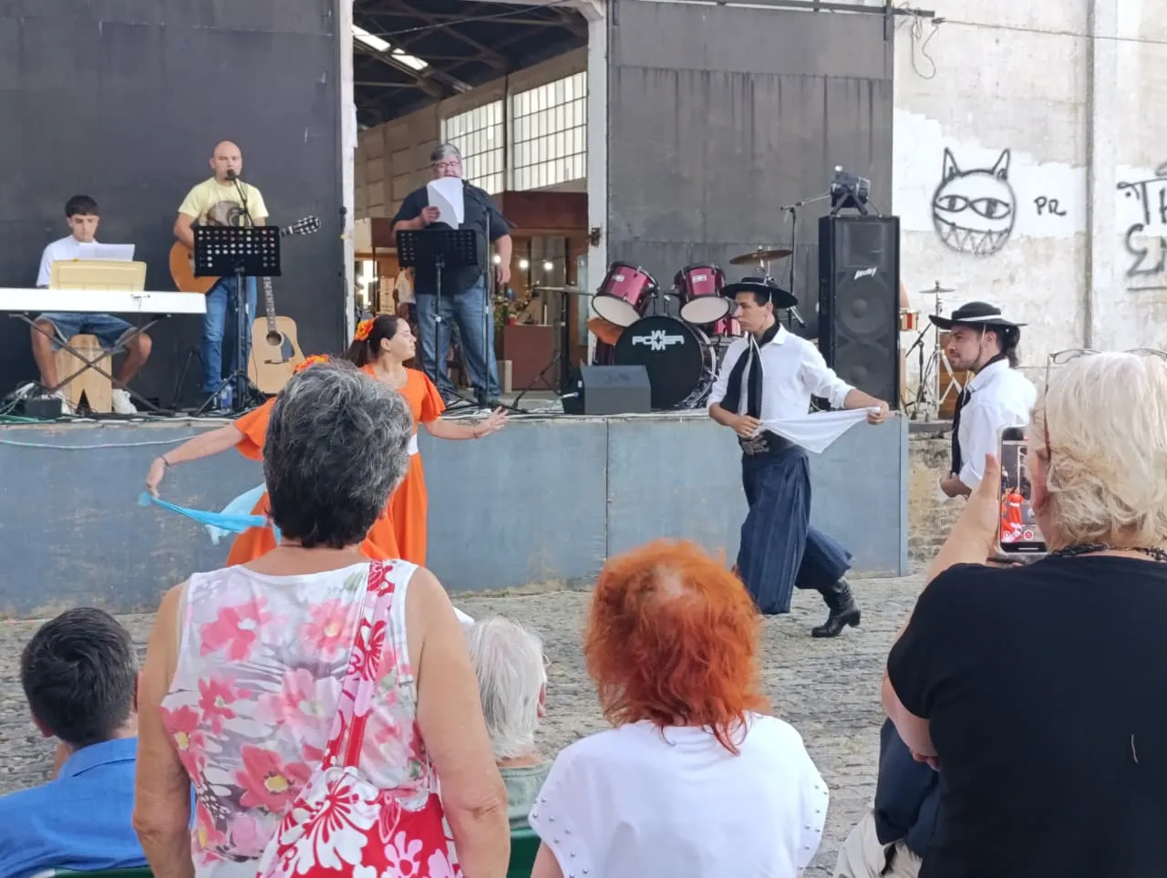 Mercado Raíz - Taller de Canto 8