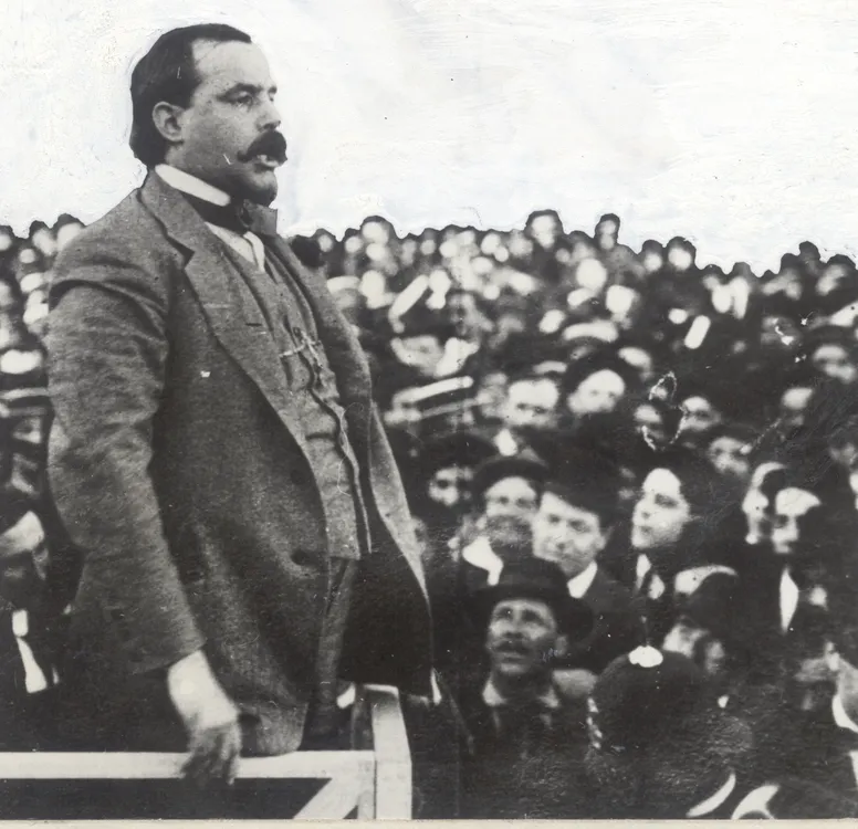 30.8 Enrique del Valle Iberlucea 2