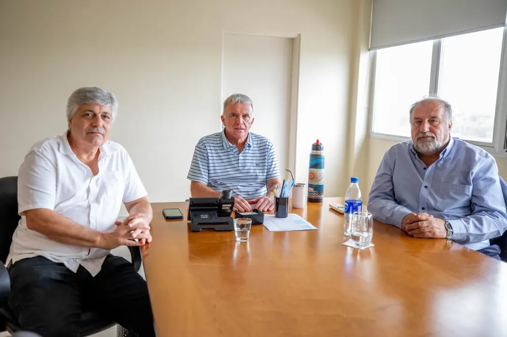 El intendente Carlos Balor se reunió con representantes de la Unión Industrial de Berazategui