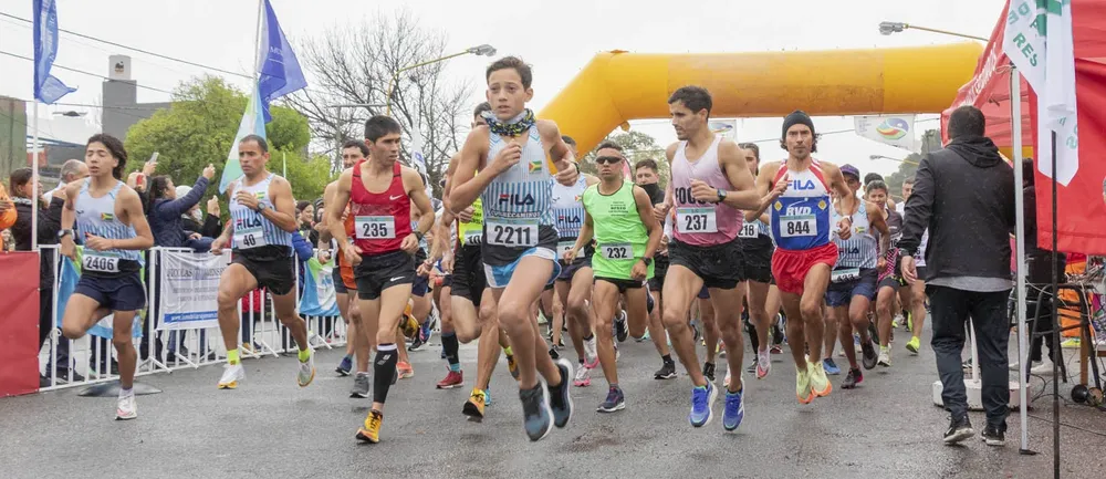 20230508_corre-por-el-hospi-tres-arroyos1