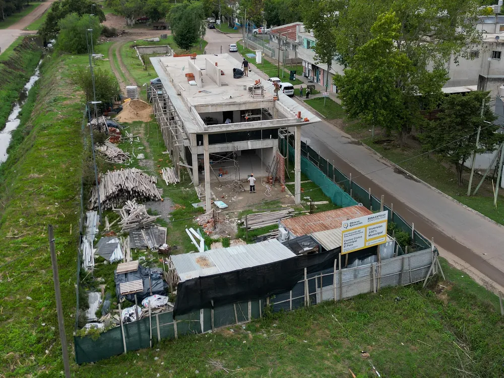 Sigue en marcha la obra del Centro Cívico Municipal El Pato (2)