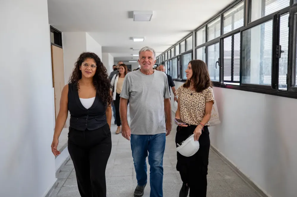 El intendente Carlos Balor recorrió el futuro Polo Educativo Integral de El Pato 2