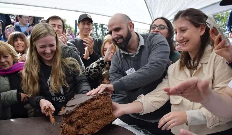 fiesta-regional-del-alfajor-2025-1