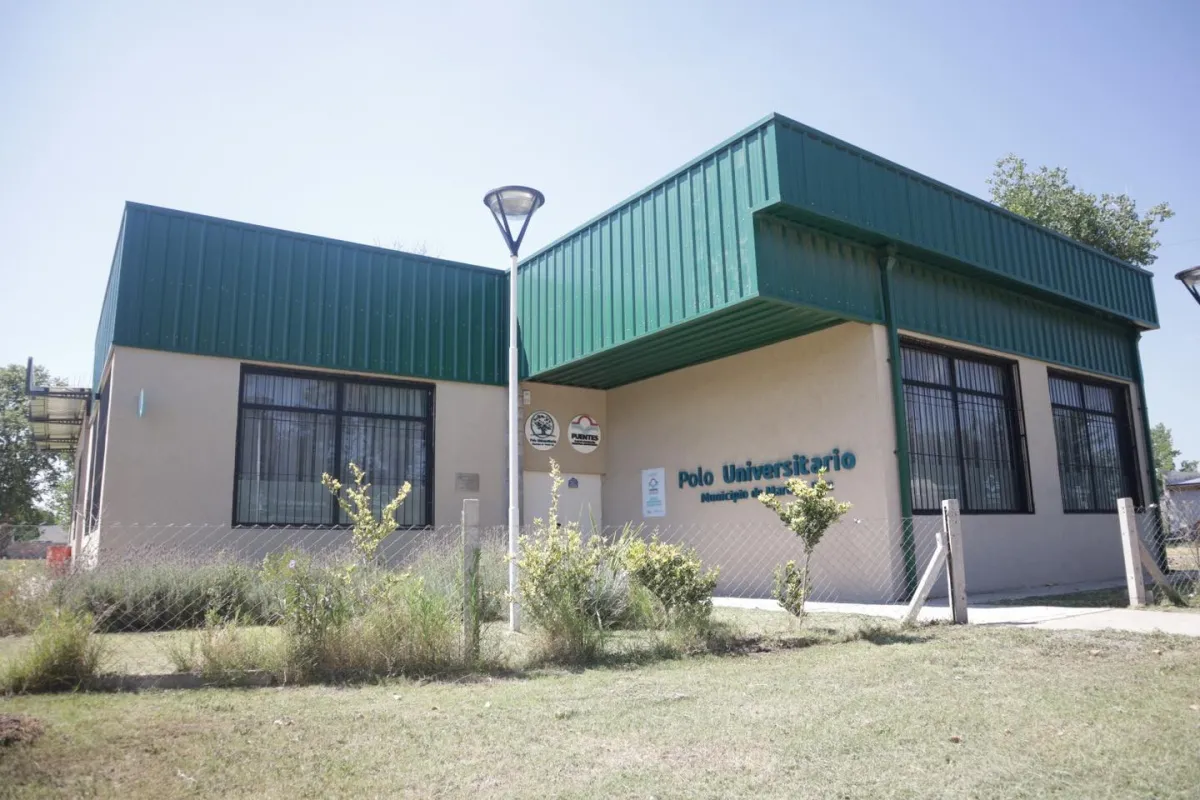 08591b49a0cd2403c3a6dd15ade7af60_XL