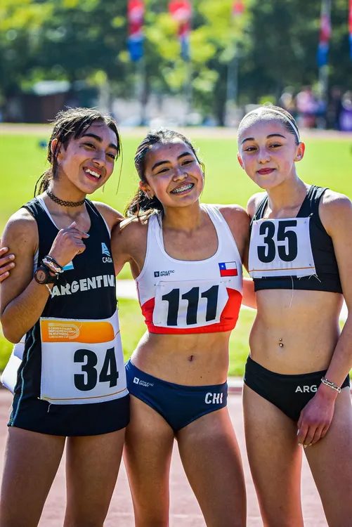 DEPORTES MGA - Irene Pernía Campeona Iberoamericana 3000 mts - 20 Julio 2025 (3)