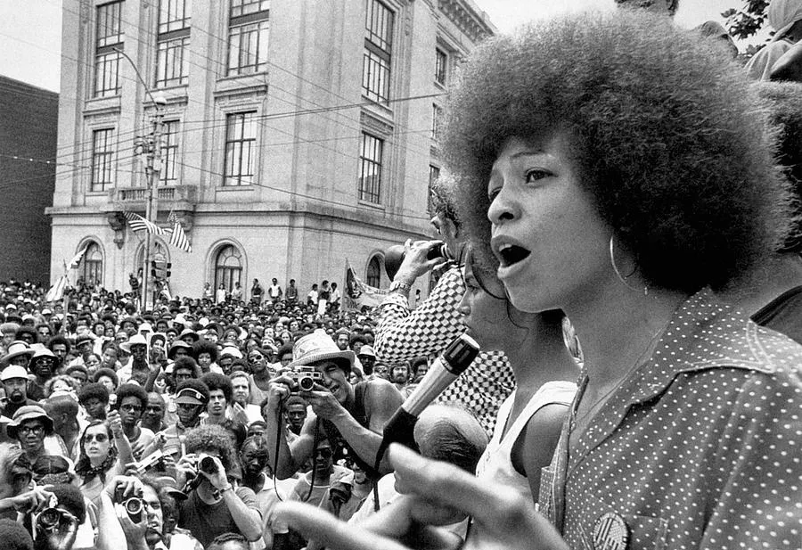 26.1  Angela Davis