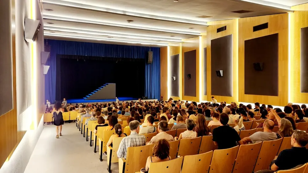 VL recibe a Francia 2