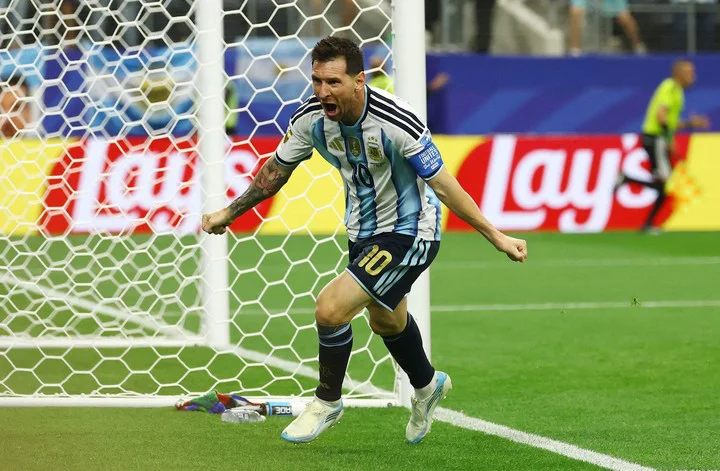 Messi superó el récord de Klose