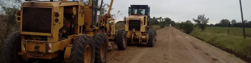 continuan_los_trabajos_en_los_caminos_rurales