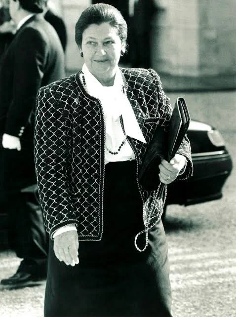 13.7 Simone Veil